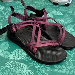 Chaco Weather proof PURPLE Sandals! Youth 3